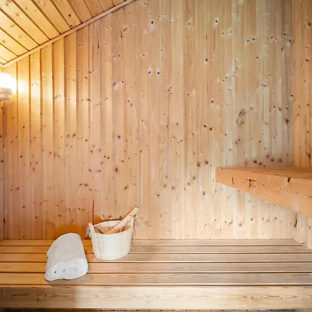 Cozy In With Sauna بيت للعطل