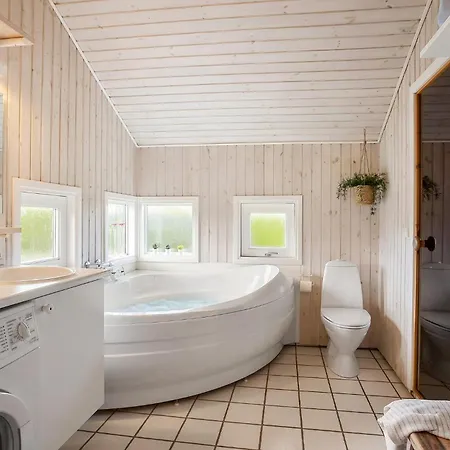Cozy In With Sauna بيت للعطل